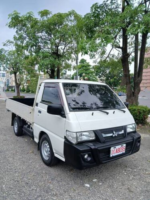 MITSUBISHI三菱 DELICA  第4張相片