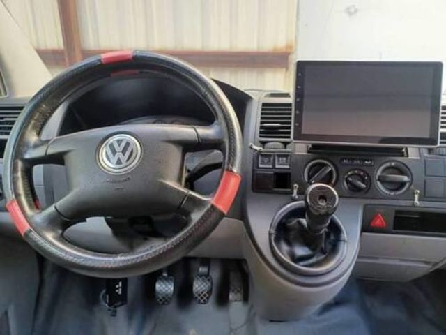VOLKSWAGEN福斯 T5  第6張相片
