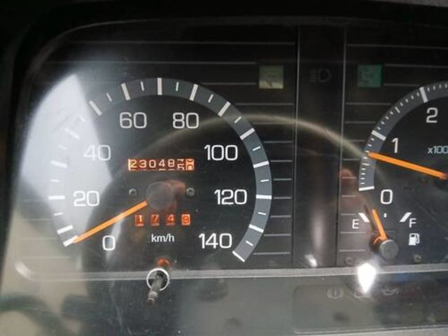 MITSUBISHI三菱 CANTER  第8張相片