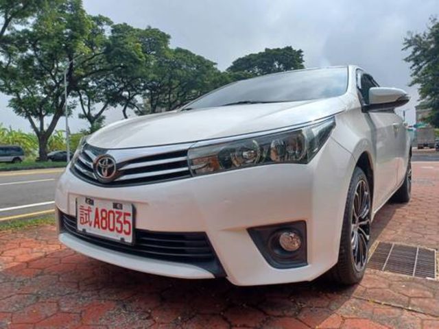 TOYOTA豐田 ALTIS  第2張相片