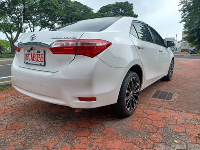 TOYOTA豐田 ALTIS  第3張相片