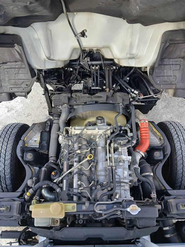 MITSUBISHI三菱 CANTER  第14張相片