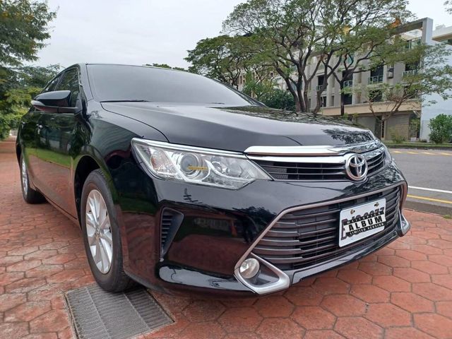 TOYOTA豐田 CAMRY  第2張相片