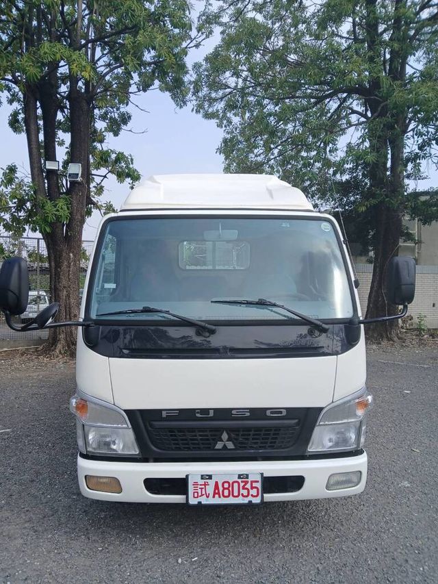 MITSUBISHI三菱 CANTER  第3張相片