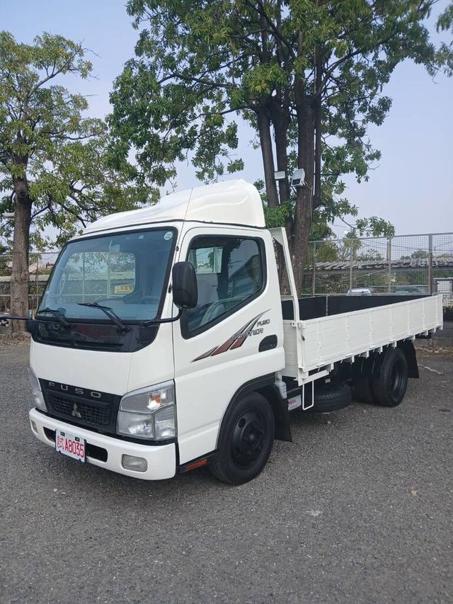 MITSUBISHI三菱 CANTER  第5張相片