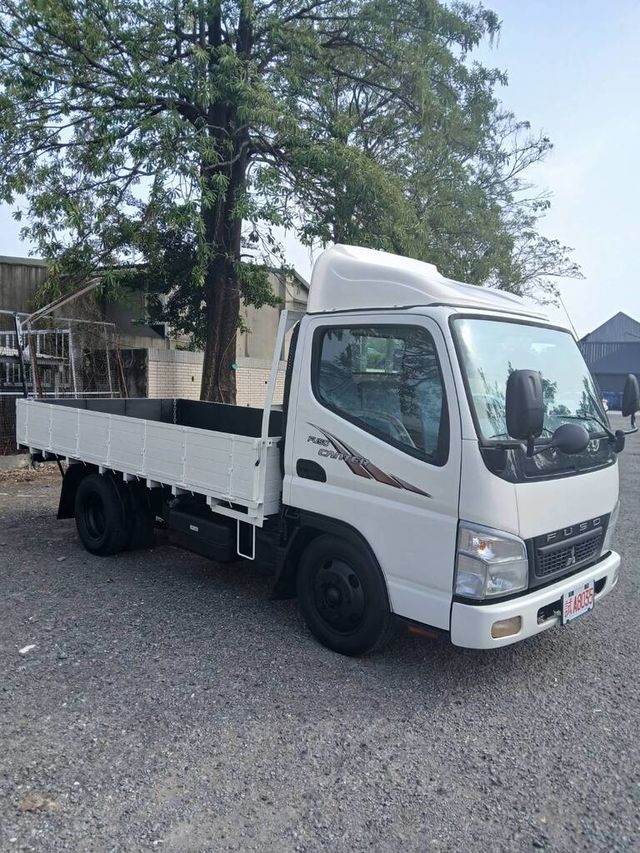 MITSUBISHI三菱 CANTER  第7張相片