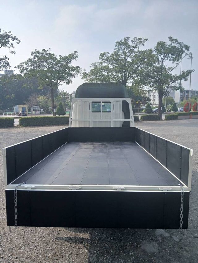 MITSUBISHI三菱 CANTER  第15張相片