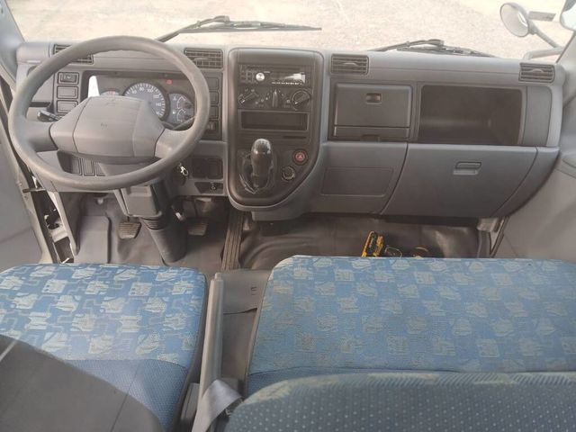 MITSUBISHI三菱 CANTER  第19張相片