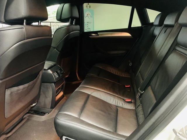 BMW X6 40D  第13張相片