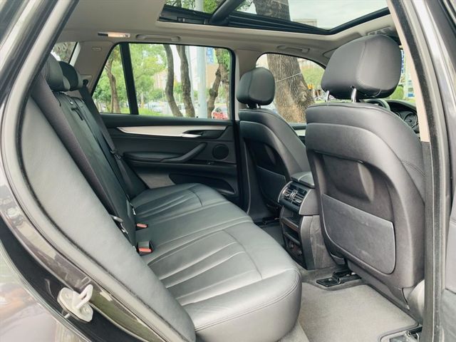 BMW X5 25D  第14張相片