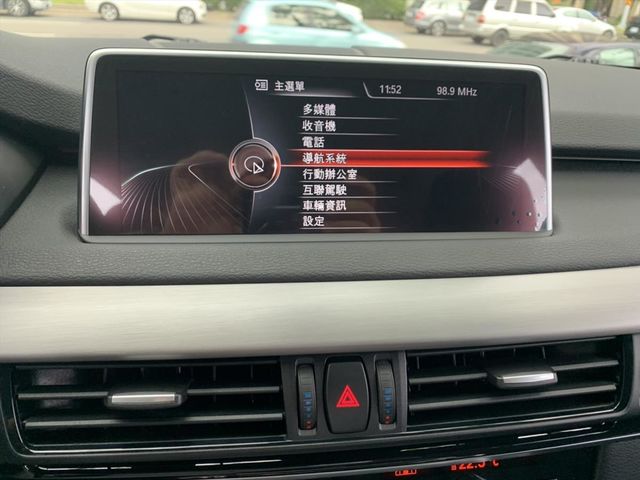 BMW X5 25D  第18張相片