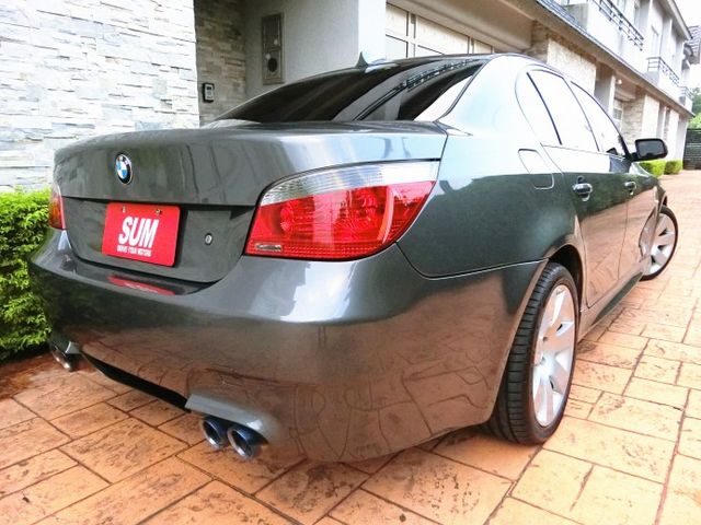 BMW 5系最高CP值 正07年出廠高性能530 時尚灰M5式樣 現場2部530可選  第8張相片