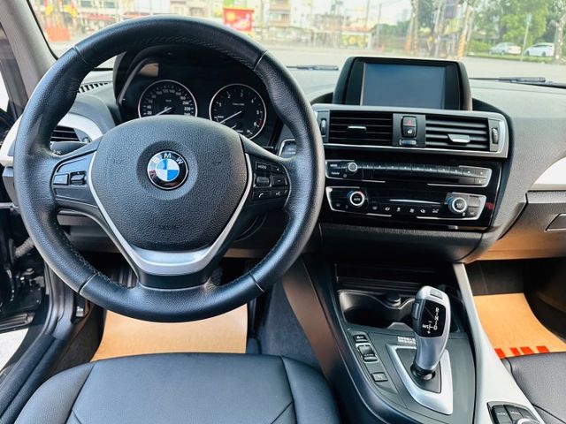 【專售柴油款新入庫118d新世代柴油B47引擎寧靜高性能優質全車原版件實車極美】  第9張相片