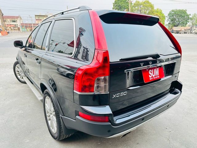 近日入庫【專售XC90柴油】釋出極美總裁版D5優質原版件實車極美~德國坦克  第4張相片