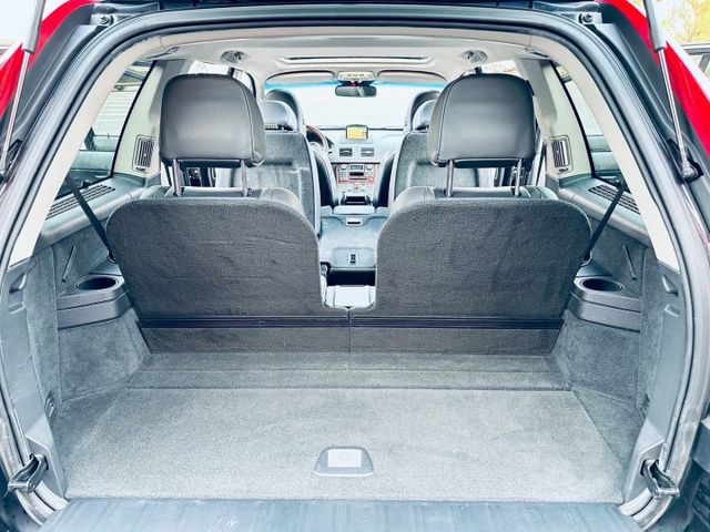 近日入庫【專售XC90柴油】釋出極美總裁版D5優質原版件實車極美~德國坦克  第17張相片