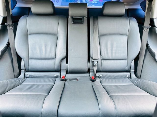 【近日入庫灰色 稀少530d GT 2010出廠】  實車極美優質全車原版件認證  第9張相片
