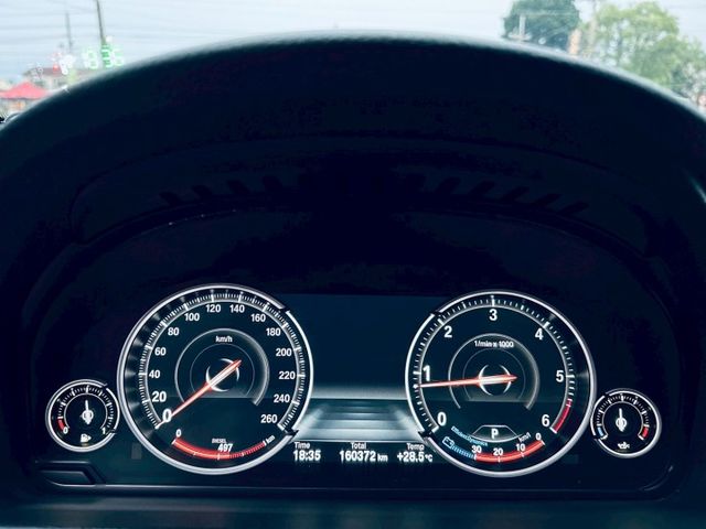 【新入庫優質一手車稀少Luxury頂款有全液晶儀表~摸門~電吸門原版件認證車】  第18張相片