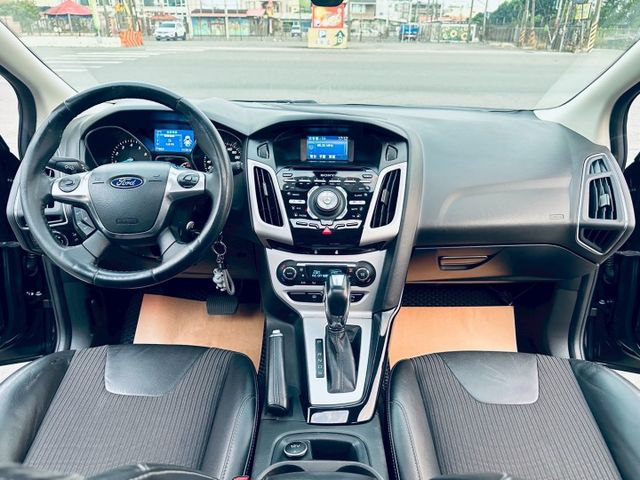 【物超所值便宜代步底盤安全性超好2.0~5門S款全車空力套件定速恆溫 認證車 】  第9張相片