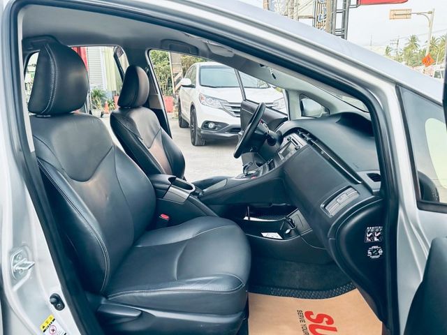 【已收訂感謝 】【新購入最耐用的油電車進口PRIUS1.8優質全車原鈑件】  第9張相片