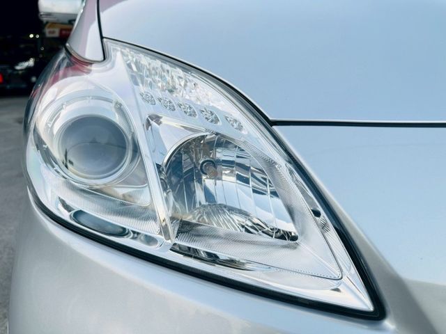 【已收訂感謝 】【新購入最耐用的油電車進口PRIUS1.8優質全車原鈑件】  第14張相片