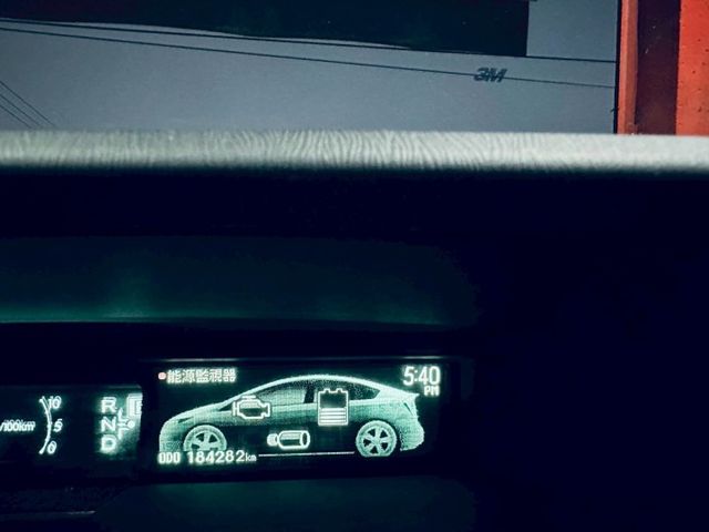 【已收訂感謝 】【新購入最耐用的油電車進口PRIUS1.8優質全車原鈑件】  第16張相片