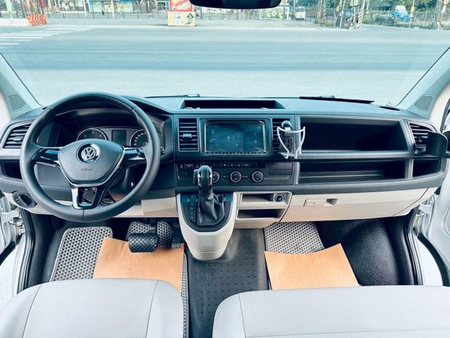 【車主原廠保養車況很優良無須再整理可直接環島】2016年9座優質全車原鈑件認證車  第11張相片