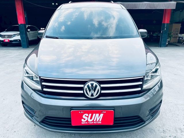 【新購入漂亮灰色2016新改款2.0柴油大7人座】車況很優良無須再整理可直接環島  第2張相片