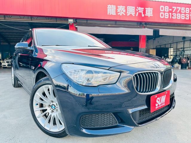 【新購入很稀少漂亮M版小改款520dGT】 M版配質感米色黑內裝黑頂棚實車極美認證車  第1張相片