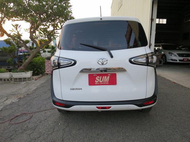 1800CC/I-KEY摸門/4安全氣曩/恆溫/ABS/  第5張相片