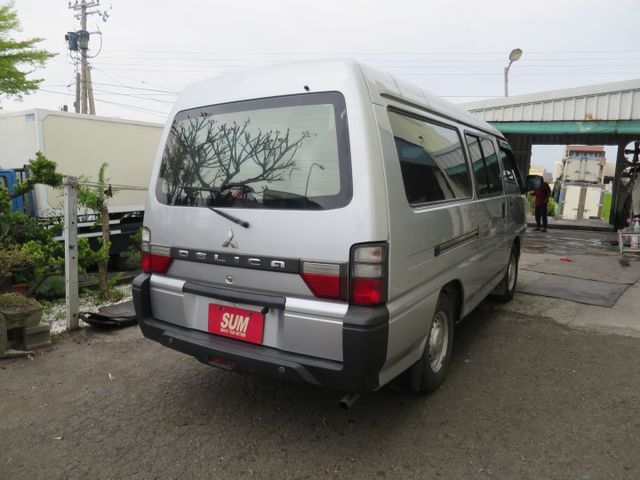 客貨車8人座  第6張相片