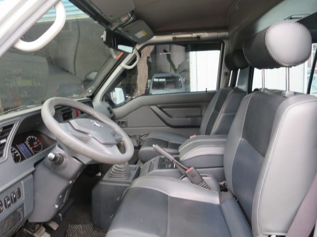 客貨車8人座  第9張相片