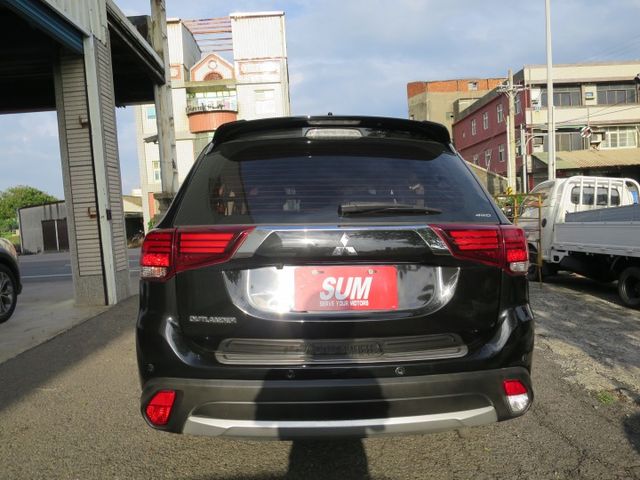 OUTLANDER  第5張相片