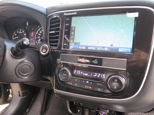 OUTLANDER  第15張相片