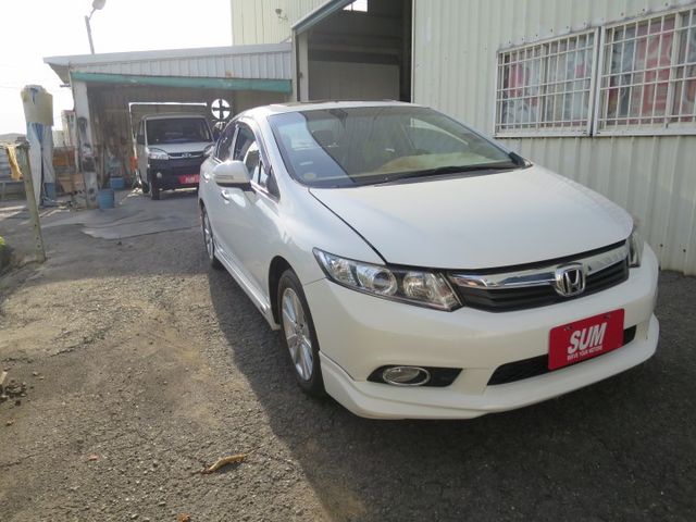 CIVIC  第3張相片
