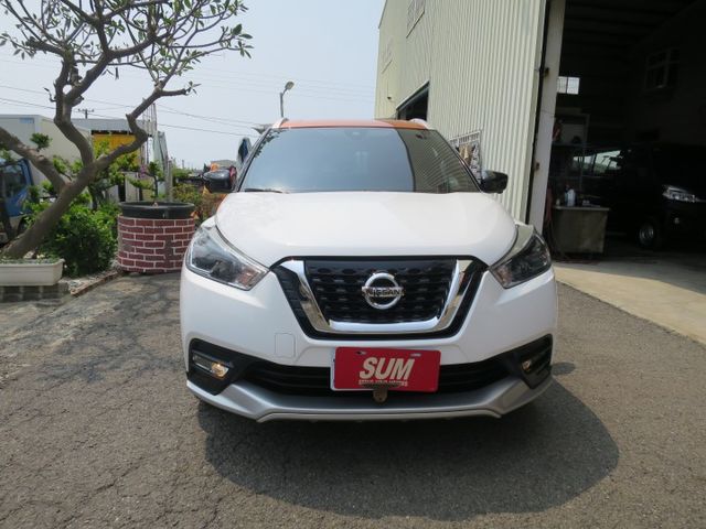 KICKS  第2張相片