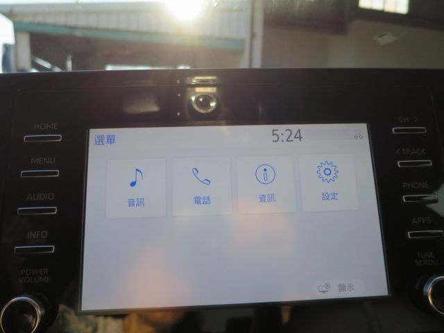 進口尊爵版I-KEY~車門感應~雙電動椅~9氣曩~定速~ACC跟車~車道偏移~盲點偵測  第15張相片