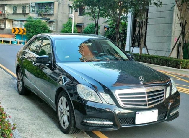 M-BENZ賓士 E300  第2張相片
