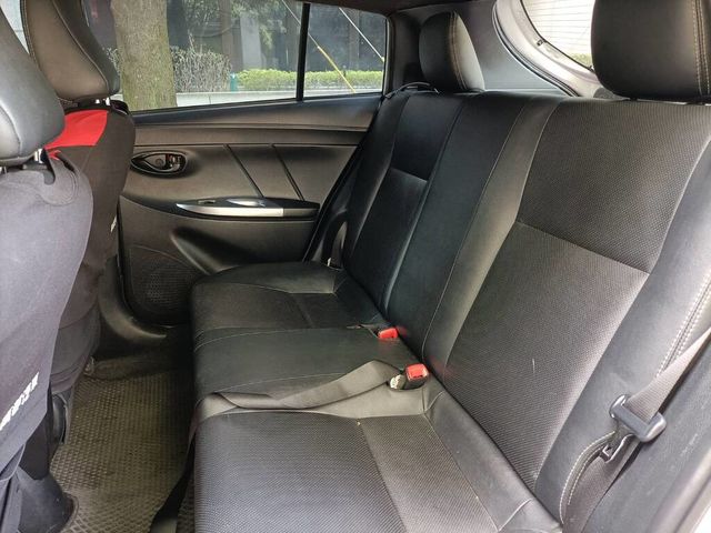 TOYOTA豐田 YARIS  第7張相片
