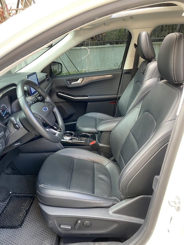 FORD福特 KUGA  第6張相片