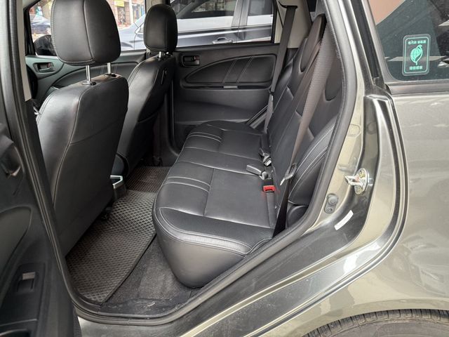 MITSUBISHI三菱 COLT PLUS  第11張相片