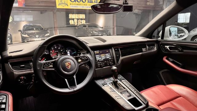 PORSCHE保時捷 MACAN S  第7張相片