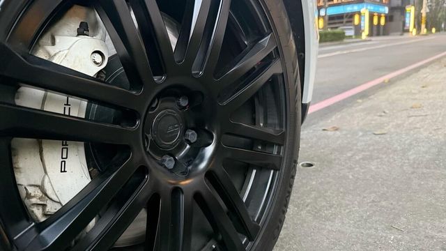 PORSCHE保時捷 MACAN  第13張相片