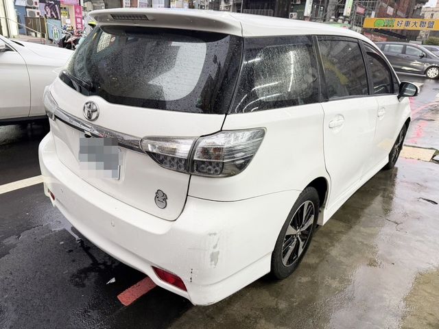 TOYOTA豐田 WISH  第7張相片