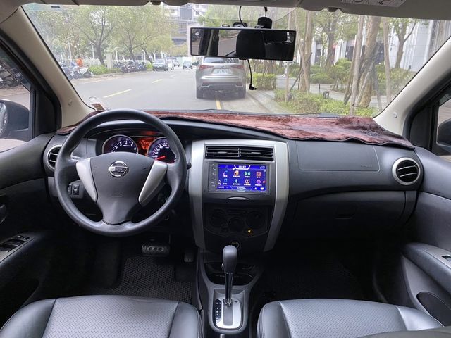 NISSAN日產 LIVINA  第6張相片