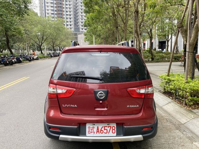 NISSAN日產 LIVINA  第7張相片