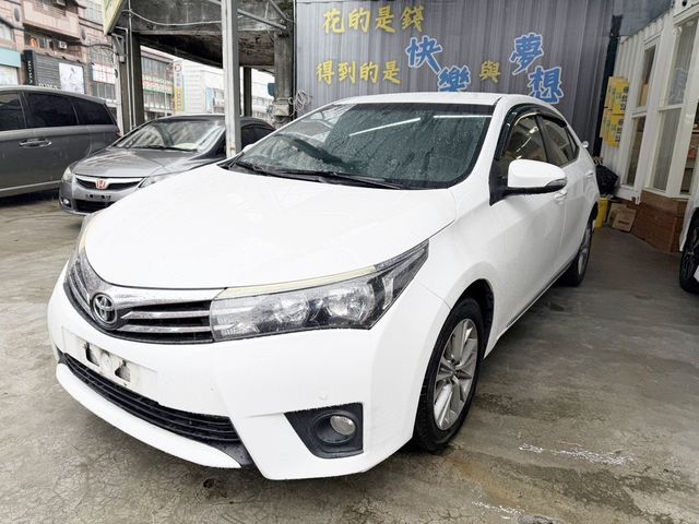 TOYOTA豐田 ALTIS  第1張相片