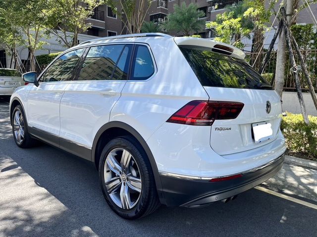 VOLKSWAGEN福斯 TIGUAN  第3張相片