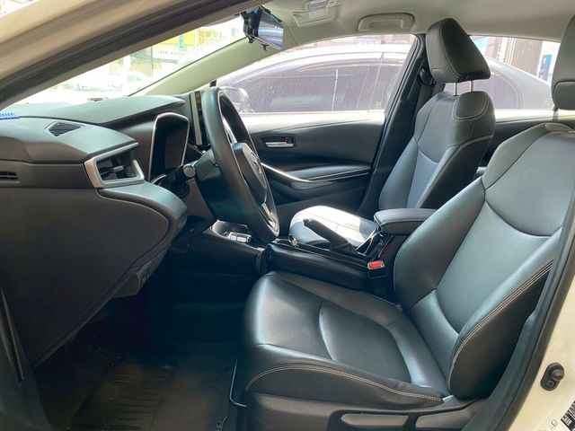 TOYOTA豐田 ALTIS  第4張相片