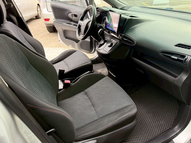 TOYOTA豐田 WISH  第6張相片