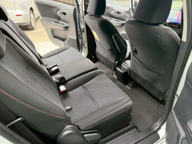TOYOTA豐田 WISH  第8張相片